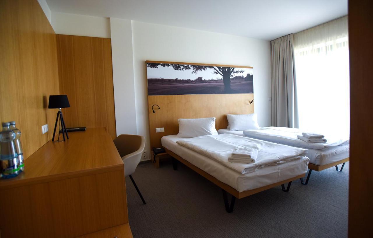 Hotel S-Port Veska Dolany  المظهر الخارجي الصورة